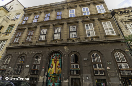 Budapest Kazinczy utca 12