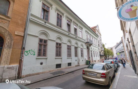 Budapest Kazinczy utca 49
