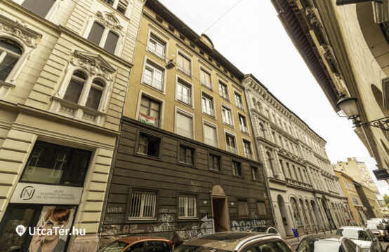 Budapest Paulay Ede utca 11