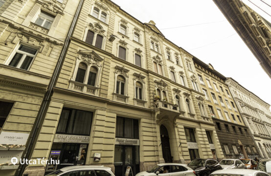 Budapest Paulay Ede utca 13