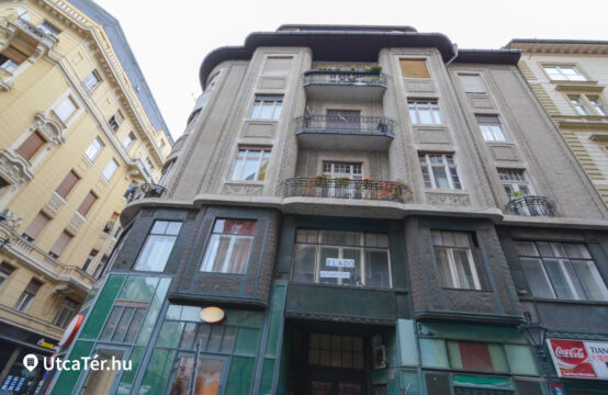 Budapest Veres Pálné utca 12