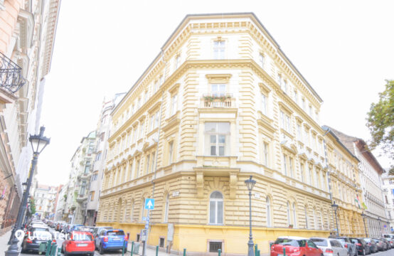 Budapest Veres Pálné utca 25