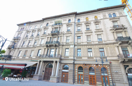 Budapest Vigadó tér 3
